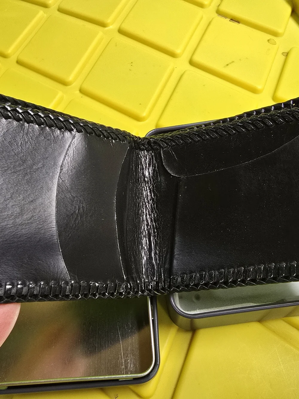 Van Heusen Men's Black Leather Bifold Wallet